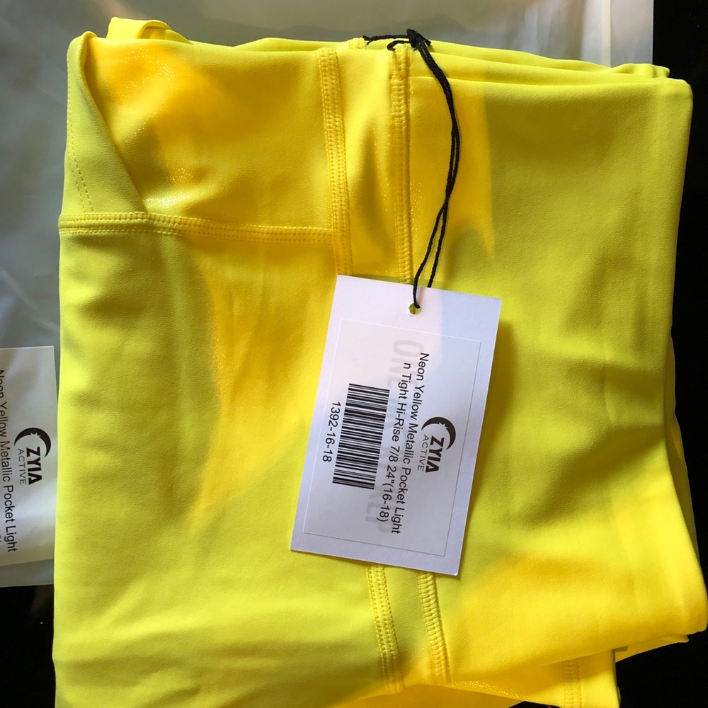 BNWT 16-18 Zyia